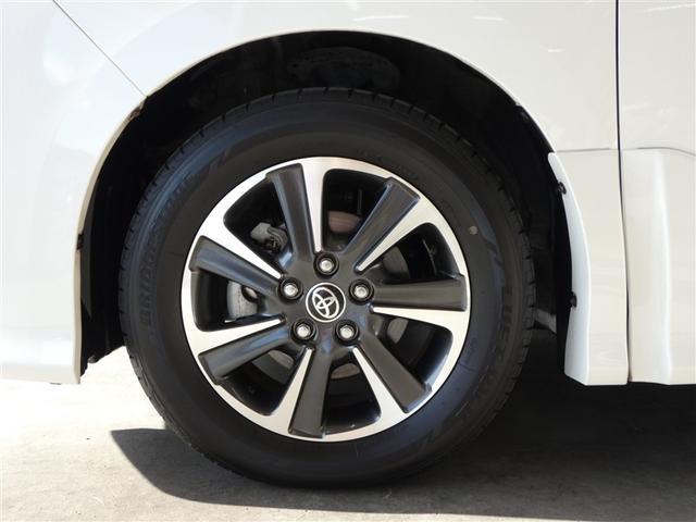 ヴォクシー ＺＳ　煌ＩＩＩ　衝突被害軽減システム　メモリーナビ　ワンセグ　バックカメラ　ミュージックプレイヤー接続可　ドラレコ　スマートキー　ＥＴＣ　ＬＥＤヘッドランプ　両側電動スライド　３列シート　ウオークスルー　ワンオーナー（27枚目）