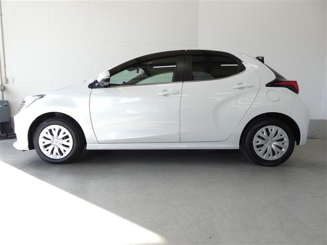 ヤリス ハイブリッドＺ　衝突被害軽減システム　メモリーナビ　フルセグ　バックカメラ　ミュージックプレイヤー接続可　ドラレコ　スマートキー　ＥＴＣ　ＬＥＤヘッドランプ　オートクルーズコントロール　ワンオーナー（28枚目）