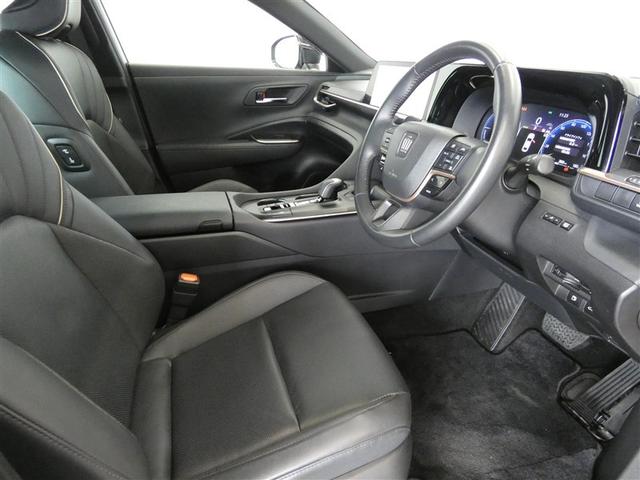 クラウンクロスオーバー Ｇアドバンスド・レザーパッケージ　衝突被害軽減システム　フルセグ　バックカメラ　ミュージックプレイヤー接続可　ドラレコ　４ＷＤ　スマートキー　ＥＴＣ　ＬＥＤヘッドランプ　オートクルーズコントロール　ワンオーナー　アルミホイール（22枚目）