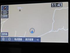 トヨタ純正ＳＤナビ＋フルセグテレビ＋Ｂカメラ＋ＥＴＣ付きです。詳細地図により目的地をピンポイントで設定できます。初めての道でも迷いにくく、ロングドライブも快適ですよ♪ 6