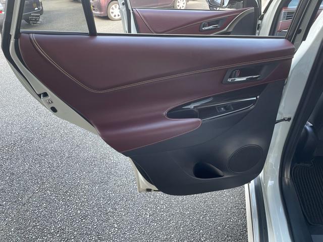 ハリアー プレミアム グー保証1年/ワンオーナー/禁煙車/純正9インチナビ/モデリスタエアロ/パワーバックドア/プリクラッシュセーフティ/レーダークルーズ/バックカメラ/ETC/ハーフレザーシート/LEDヘッドライト(54枚目)