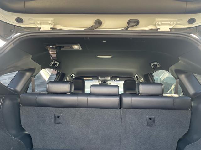 ハリアー プレミアム グー保証1年/ワンオーナー/禁煙車/純正9インチナビ/モデリスタエアロ/パワーバックドア/プリクラッシュセーフティ/レーダークルーズ/バックカメラ/ETC/ハーフレザーシート/LEDヘッドライト(57枚目)