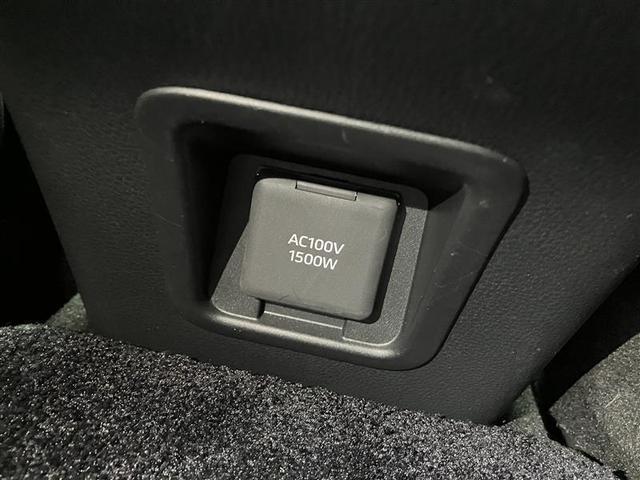 クラウンスポーツ Ｚ　トヨタセーフティセンス　全方囲カメラ　純正ナビ　パワーバックドア　純正メモリナビ　ＥＴＣ２．０　アドバンストパーク　デジタルインナーミラー　ワイヤレス充電　ＨＵＤ　シートベンチレーター　ＬＥＤライト（29枚目）