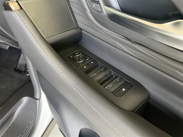 アルファード Ｚ　雹害　純正ナビ　フルセグ　両側パワースライドドア　デジタルインナーミラー　シートヒーター／ベンチレーター　アドバンストパーク　ステアリングヒーター　スペアタイヤ　左右独立ムーンルーフ　ＴＳＳ　ＰＶＭ（40枚目）