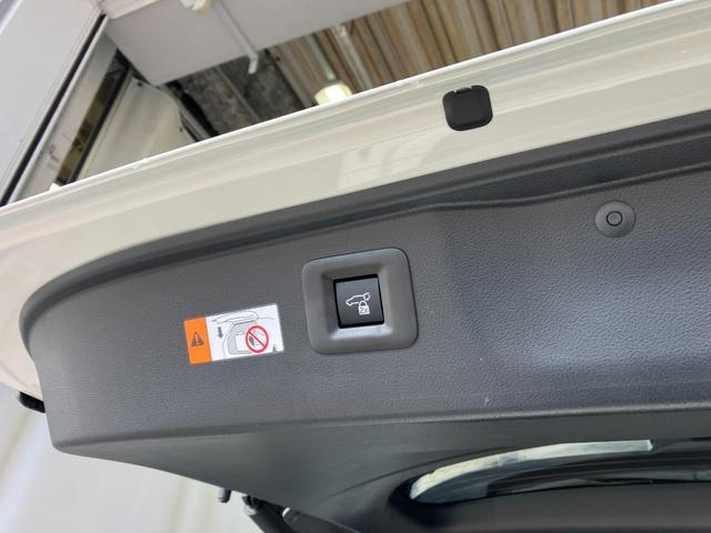 アルファード Ｚ　雹害　純正ナビ　フルセグ　両側パワースライドドア　デジタルインナーミラー　シートヒーター／ベンチレーター　アドバンストパーク　ステアリングヒーター　スペアタイヤ　左右独立ムーンルーフ　ＴＳＳ　ＰＶＭ（54枚目）