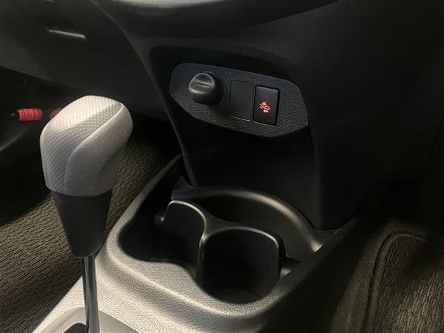 ヴィッツ Ｆ　純正ナビ　フルセグＴＶ　バックカメラ　キーレスエントリー　トヨタセーフティセンス　エンジンスターター　ＣＤ・ＤＶＤ再生　Ｂｌｕｅｔｏｏｔｈ接続　ハロゲンヘッドライト　１年間・走行距離無制限保証（22枚目）