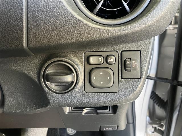 ヴィッツ Ｆ　純正ナビ　フルセグＴＶ　バックカメラ　キーレスエントリー　トヨタセーフティセンス　エンジンスターター　ＣＤ・ＤＶＤ再生　Ｂｌｕｅｔｏｏｔｈ接続　ハロゲンヘッドライト　１年間・走行距離無制限保証（26枚目）