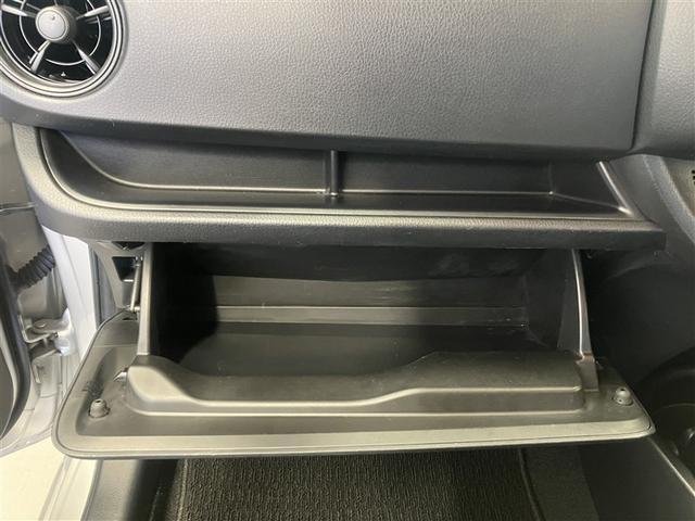 ヴィッツ Ｆ　純正ナビ　フルセグＴＶ　バックカメラ　キーレスエントリー　トヨタセーフティセンス　エンジンスターター　ＣＤ・ＤＶＤ再生　Ｂｌｕｅｔｏｏｔｈ接続　ハロゲンヘッドライト　１年間・走行距離無制限保証（28枚目）