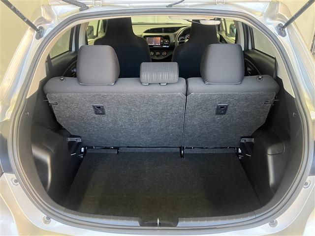 ヴィッツ Ｆ　純正ナビ　フルセグＴＶ　バックカメラ　キーレスエントリー　トヨタセーフティセンス　エンジンスターター　ＣＤ・ＤＶＤ再生　Ｂｌｕｅｔｏｏｔｈ接続　ハロゲンヘッドライト　１年間・走行距離無制限保証（32枚目）