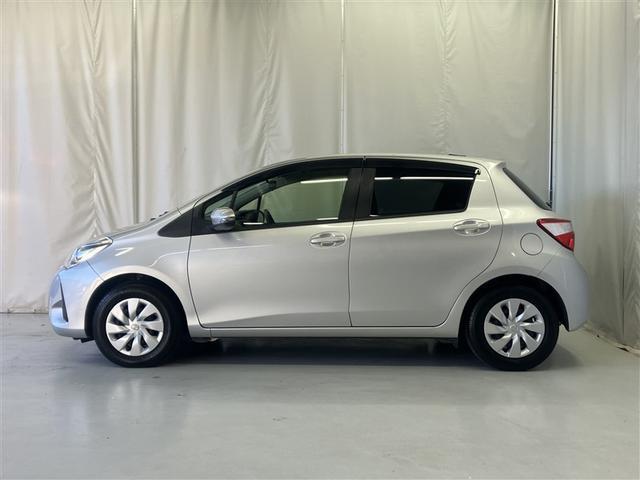 ヴィッツ Ｆ　純正ナビ　フルセグＴＶ　バックカメラ　キーレスエントリー　トヨタセーフティセンス　エンジンスターター　ＣＤ・ＤＶＤ再生　Ｂｌｕｅｔｏｏｔｈ接続　ハロゲンヘッドライト　１年間・走行距離無制限保証（39枚目）