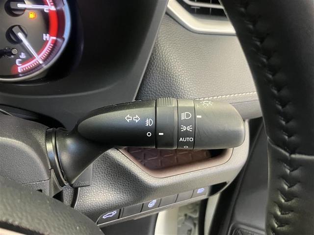 RAV4 G Zパッケージ トヨタセーフティセンス 純正9インチメモリーナビ パノラミックビューモニター パワーバックドア バックカメラ ETC ステアリングヒーター デジタルインナーミラー Bluetooth フルセグ(18枚目)