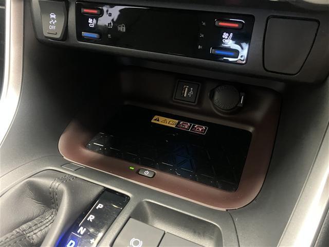 RAV4 G Zパッケージ 4WD 純正ナビ パノラミックビューモニター TSS BSM ステアリングヒーター パワーバックドア シートヒーター シートベンチレーター ETC2.0 ロードサインアシスト デジタルインナーミラー(21枚目)