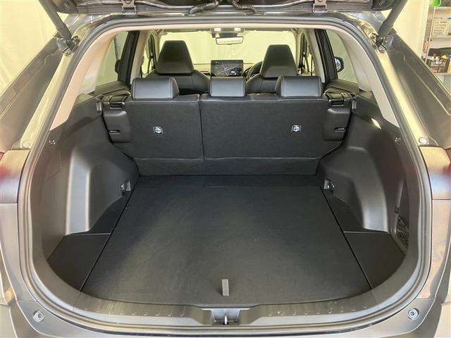 RAV4 G Zパッケージ 4WD 純正ナビ パノラミックビューモニター TSS BSM ステアリングヒーター パワーバックドア シートヒーター シートベンチレーター ETC2.0 ロードサインアシスト デジタルインナーミラー(32枚目)