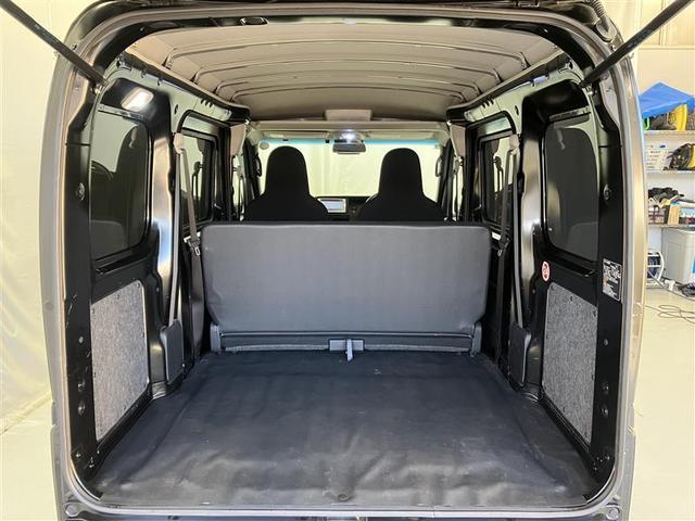 ハイゼットカーゴ ＤＸ　スマートアシスト　純正メモリーナビ　バックカメラ　コーナーセンサー　ＥＴＣ　Ｂｌｕｅｔｏｏｔｈ　ワンセグテレビ　ＣＤ再生　アイドリングストップ　キーレスエントリー　レーンキープアシスト　横滑り防止装置（25枚目）