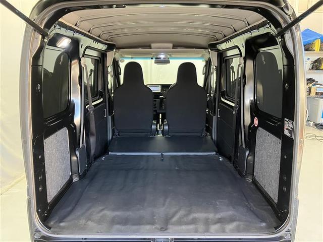 ハイゼットカーゴ ＤＸ　スマートアシスト　純正メモリーナビ　バックカメラ　コーナーセンサー　ＥＴＣ　Ｂｌｕｅｔｏｏｔｈ　ワンセグテレビ　ＣＤ再生　アイドリングストップ　キーレスエントリー　レーンキープアシスト　横滑り防止装置（26枚目）