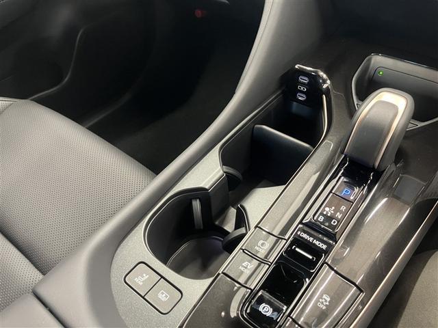 クラウンクロスオーバー Ｚ　ヒョウ害　純正ナビ　パノラミックビューモニター　リヤサポートパッケージ　デジタルインナーミラー　純正ドラレコ　シートヒーター／ベンチレーター　１５００Ｗコンセント　ウインドシールドデアイサー　雹害（33枚目）