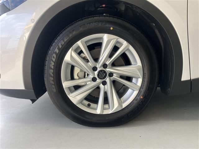 クラウンクロスオーバー Ｚ　ヒョウ害　純正ナビ　パノラミックビューモニター　リヤサポートパッケージ　デジタルインナーミラー　純正ドラレコ　シートヒーター／ベンチレーター　１５００Ｗコンセント　ウインドシールドデアイサー　雹害（46枚目）