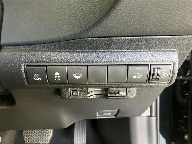 ビークルスタビリティコントロール、いわゆる横滑り防止装置です。ＡＢＳと連携し、高いレベルでの安全走行が可能となっております。装置に頼らず、安全運転を心がけましょう。