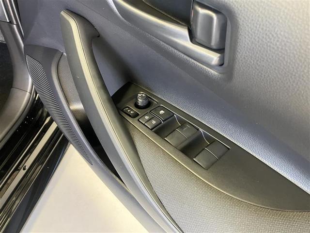 もちろん、パワーウィンドウも付いています♪ワンタッチで窓の開閉が可能です。