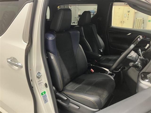 外見だけでなく、室内の状態も大事ですよね。こちらのクルマは、もちろん簡易クリーニングします！納車前にはキレイな状態でお渡し致します。