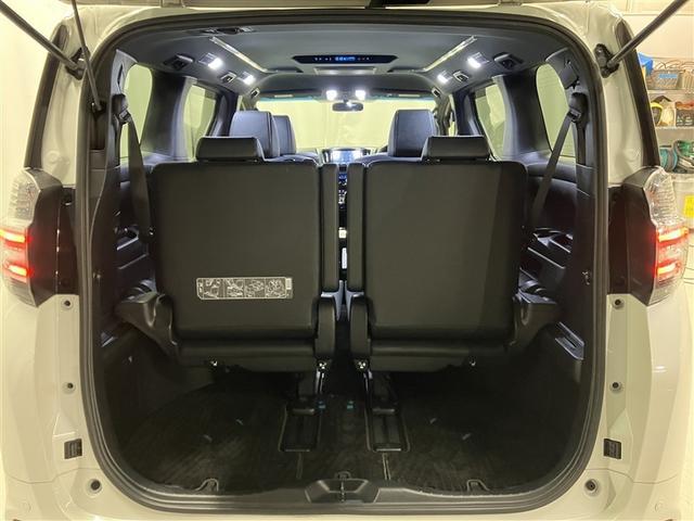 お友達と一緒に行くお買い物でも、荷室があるので、帰りもゆったり帰れそうですね。お子様と一緒のお出掛けでも役立ちそうです。