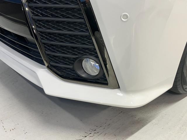 フォグランプを装備しております。