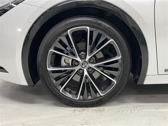 �����P�X�C���`�A���~�𑕔����āA�����ڂ��ǍD�ł��B�N���}�͂���ς�O������؂ɂ������ł���ˁB�����A���~�͍��������x�ŁA�N���}�Ƀ}�b�`���܂��B