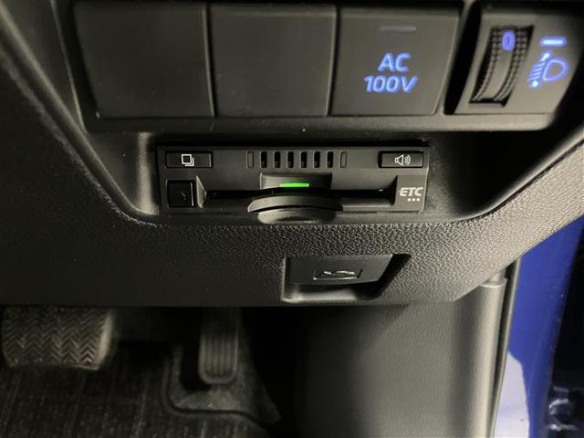 ���������������ɂ���ɂ͂���ς�d�s�b�ł��B�i�r�A���̂d�s�b�𑕔����Ă���̂ŁA�ʏ�̂d�s�b�@�\�ɉ����A�i�r�Q�[�V�����ŗ��p������Q�[�g�ʉߎ��̗������\������܂��B