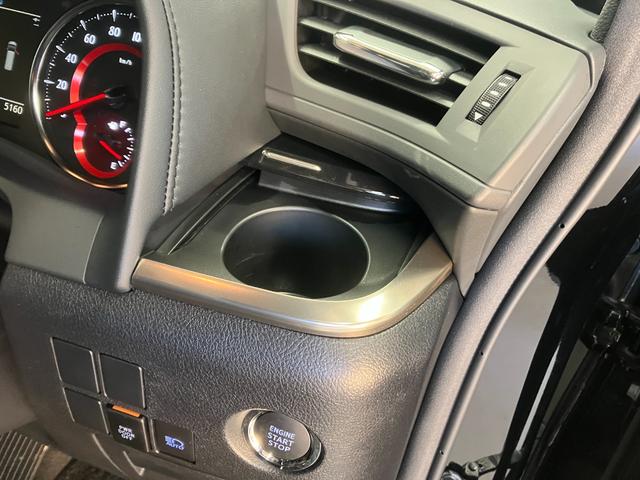 ヴェルファイア ２．５　ゴールデンアイズＩＩ　ＴＳＳ　メモリーナビ　ＩＣＳ　両側パワースライドドア　後席モニター　レーダークルコン　バックカメラ　パワーバックドア　ムーンルーフ　ナノイーエアコン　ＥＴＣ　ＬＥＤヘッドライト　ＤＶＤ再生　純正アルミ（30枚目）