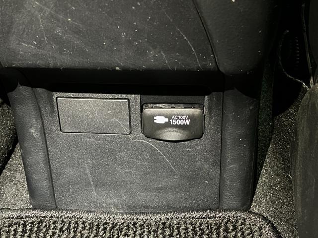 プリウス Z TSS パノラミックビューモニター ブラインドスポットモニター デジタルインナーミラー スペアタイヤ アドバンストパーク フルセグTV 1500Wコンセント シートヒーター/ベンチレータ(34枚目)