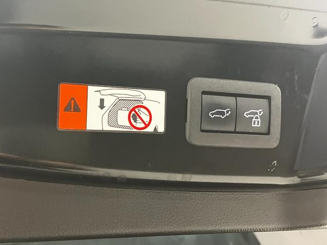 プリウス Z TSS パノラミックビューモニター ブラインドスポットモニター デジタルインナーミラー スペアタイヤ アドバンストパーク フルセグTV 1500Wコンセント シートヒーター/ベンチレータ(37枚目)