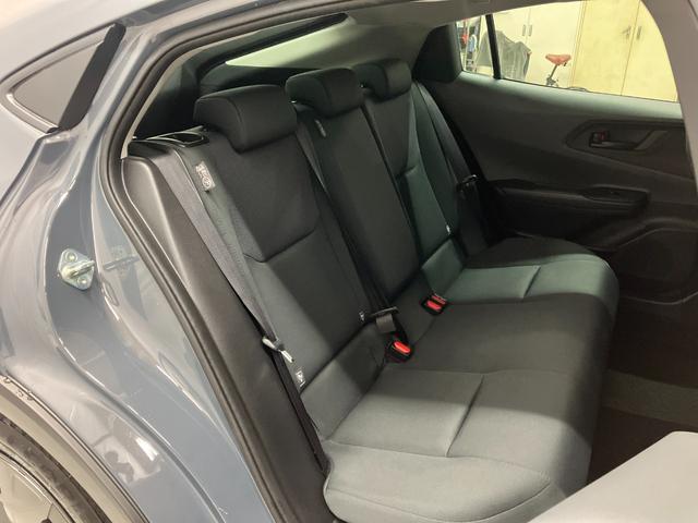 プリウス U TSS 純正ディスプレイオーディオ パノラミックビューモニター ブラインドスポットモニター フルセグTV 1500Wコンセント ETC2.0 Bluetooth接続 純正17インチアルミホイール(33枚目)