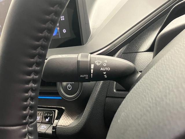 プリウス Ｚ　プラグインハイブリッド　ＴＳＳ　全方位モニター　ブラインドスポットモニター　アドバンストパーク　ステアリングヒーター　シートエアコン　１５００Ｗコンセント　パワーバックドア　ＥＴＣ２．０（20枚目）