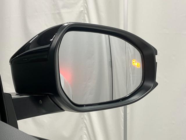 プリウス Ｚ　プラグインハイブリッド　ＴＳＳ　全方位モニター　ブラインドスポットモニター　アドバンストパーク　ステアリングヒーター　シートエアコン　１５００Ｗコンセント　パワーバックドア　ＥＴＣ２．０（42枚目）