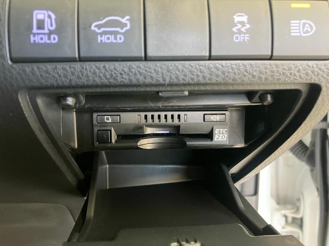 カムリ ＷＳ　ＧＲエアロ　ディスプレイオーディオ　バックモニター　ブラインドスポットモニター　トヨタセーフティセンス　シートヒーター　ＬＥＤヘッドライト　ＥＴＣ２．０　アイドリングストップ　純正アルミホイール（27枚目）