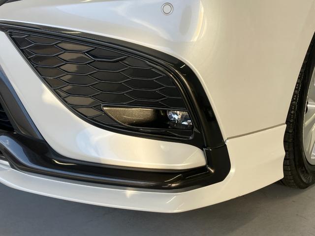 カムリ ＷＳ　ＧＲエアロ　ディスプレイオーディオ　バックモニター　ブラインドスポットモニター　トヨタセーフティセンス　シートヒーター　ＬＥＤヘッドライト　ＥＴＣ２．０　アイドリングストップ　純正アルミホイール（41枚目）