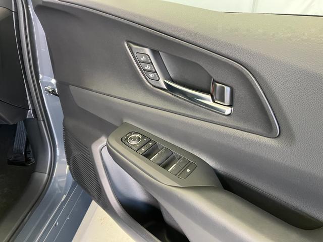 �������A�p���[�E�C���h�E�����Ă���܂��B�����^�b�`�ő��̊J���\�ł��I