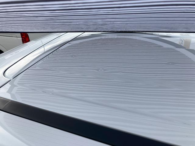 ���[�t�ɁA�P�����`�T�����قǂ̂ւ��݂���������ԗ��ƂȂ��Ă���܂��B