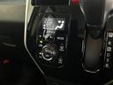 オートエアコンは温度を設定するだけで、自動で風量などを設定してくれます。運転しながら操作も必要ないので、安全性も向上します。