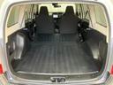 写真のように後部座席を倒せば、普段なかなか載せることのないような大きな荷物もしっかり積むことができそうですね。