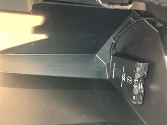 デミオ １３Ｓ　１３Ｓ　オートエアコン　シートヒーター　ＥＴＣ　マツダコネクトＳＤナビ　衝突被害軽減ブレーキ　バックカメラ（9枚目）