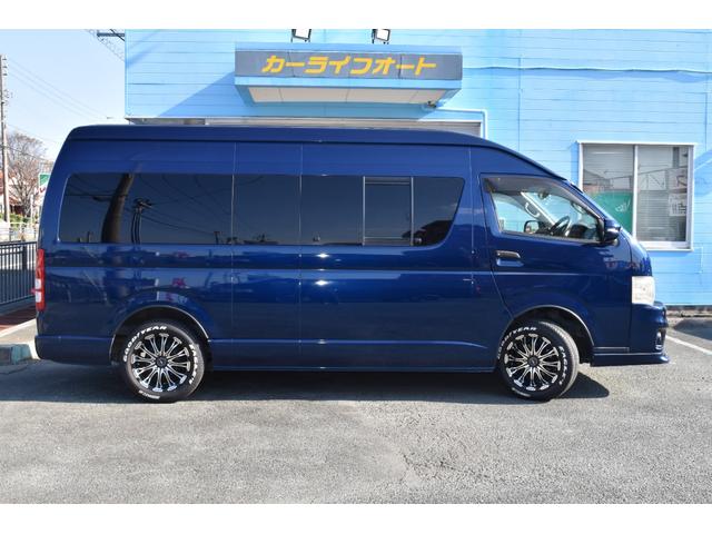 レジアスエースバン スーパーロングワイドＤＸ　ＧＬパック　３．０Ｌディーゼルターボ　リアクーラー・リアヒーター付き　純正ナビ（走行中ＴＶ視聴可！）　車検対応社外１７インチアルミホイール（ブラックダイアモンド）＆ホワイトレタータイヤのナスカープラス！（4枚目）