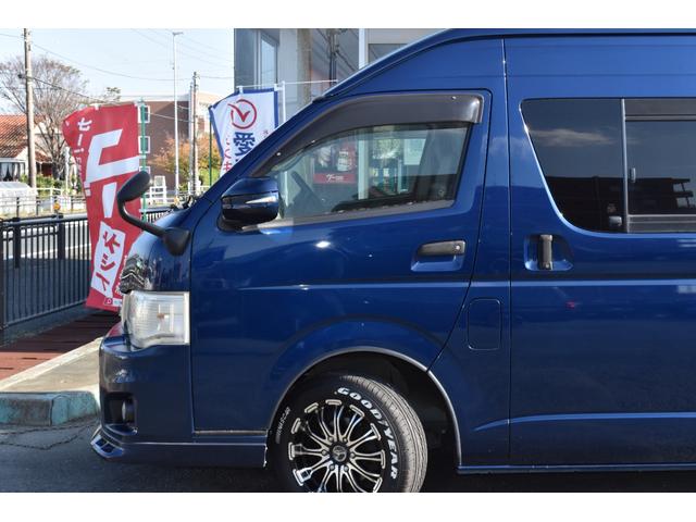 レジアスエースバン スーパーロングワイドＤＸ　ＧＬパック　３．０Ｌディーゼルターボ　リアクーラー・リアヒーター付き　純正ナビ（走行中ＴＶ視聴可！）　車検対応社外１７インチアルミホイール（ブラックダイアモンド）＆ホワイトレタータイヤのナスカープラス！（7枚目）