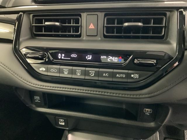 WR-V Z+ブラックスタイル HSENSING新車保証試乗車ワンオ-ナ- オートクルーズコントロール ETC LEDヘッドランプ フルセグ 盗難防止システム 衝突被害軽減システム USB スマートキー リアカメラ(10枚目)