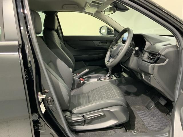 WR-V Z+ブラックスタイル HSENSING新車保証試乗車ワンオ-ナ- オートクルーズコントロール ETC LEDヘッドランプ フルセグ 盗難防止システム 衝突被害軽減システム USB スマートキー リアカメラ(17枚目)