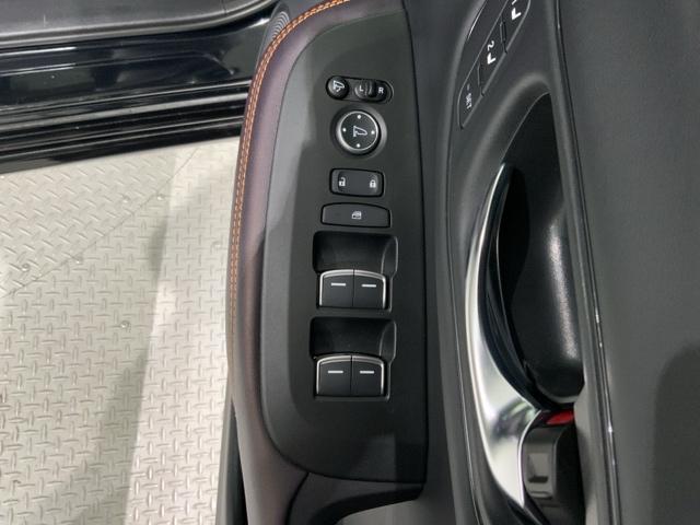 ZR-V e:HEVZ HSENSING 新車保証 試乗車 ワンオ-ナ- Bカメラ サイドエアバック パワ-シ-ト ナビTV LEDヘッドライト USB接続 地デジ Sヒーター 禁煙 サポカー ETC車載器 スマートキー(15枚目)