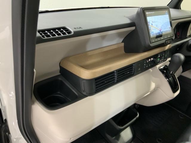 Ｎ－ＢＯＸ ベースグレード　Ｈ　ＳＥＮＳＩＮＧ　新車保証　試乗車　ワンオ－ナ－　ナビＶＸＭ－２４５ＺＦＥｉ　ＴＶ　Ｒカメラ　ＢＴオ－ディオ　シ－トヒ－タ－　ＥＴＣ　ＬＥＤライト　ＶＳＡ　クルコン　スマ－トキ－　スペアキ－　ＡＡＣ（26枚目）