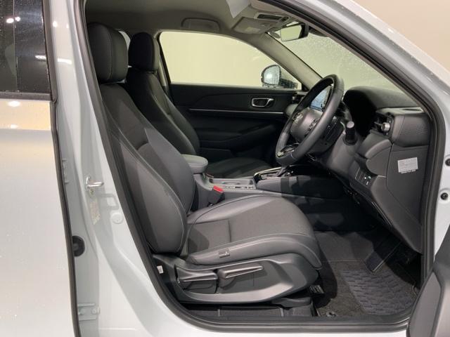 ヴェゼル ｅ：ＨＥＶＺ　ＨＳＥＮＳＩＮＧ　新車保証　試乗車　ワンオーナ－　純正ナビ　Ｔｖ　Ｒカメラ　ＢＴオーディオ　ＥＴＣ　ＬＥＤライト　ＶＳＡ　シ－トヒ－タ－　クルコン　アルミ　スマ－トキ－　盗難防止装置　整備記録簿（17枚目）