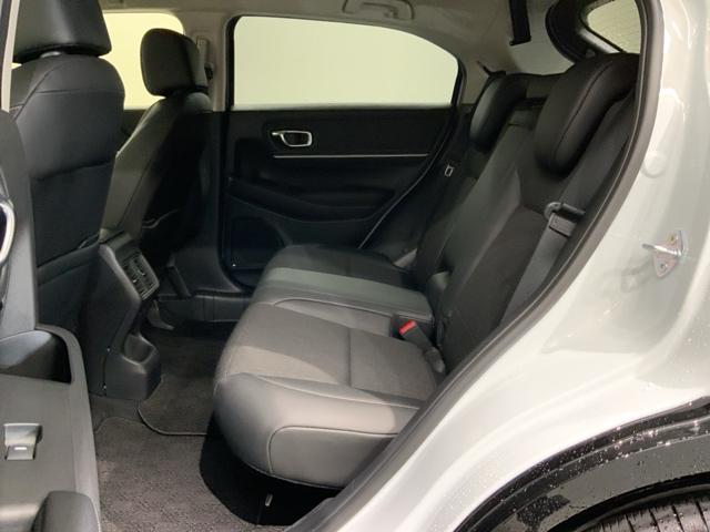 ヴェゼル ｅ：ＨＥＶＺ　ＨＳＥＮＳＩＮＧ　新車保証　試乗車　ワンオーナ－　純正ナビ　Ｔｖ　Ｒカメラ　ＢＴオーディオ　ＥＴＣ　ＬＥＤライト　ＶＳＡ　シ－トヒ－タ－　クルコン　アルミ　スマ－トキ－　盗難防止装置　整備記録簿（30枚目）