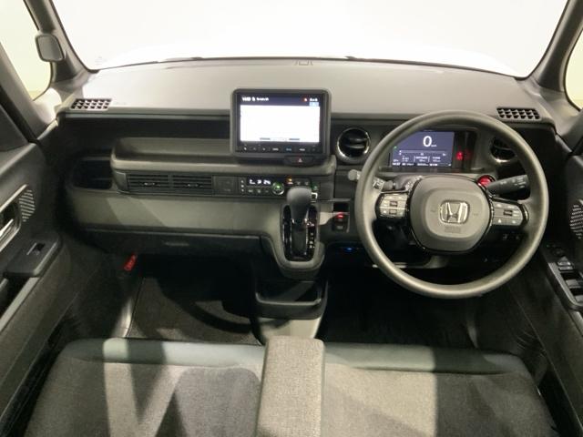 Ｎ－ＢＯＸカスタム ベースグレード　Ｈ　ＳＥＮＳＩＮＧ　新車保証　試乗車　ワンオーナー　ナビＶＸＭ－２４５ＺＦＥＩ　ＴＶ　Ｒカメラ　ＢＴオーディオ　シ－トヒ－タ－　ＥＴＣ　ＬＥＤライト　ＶＳＡ　両側電動　クルコン　アルミ　スマ－トキ－（9枚目）